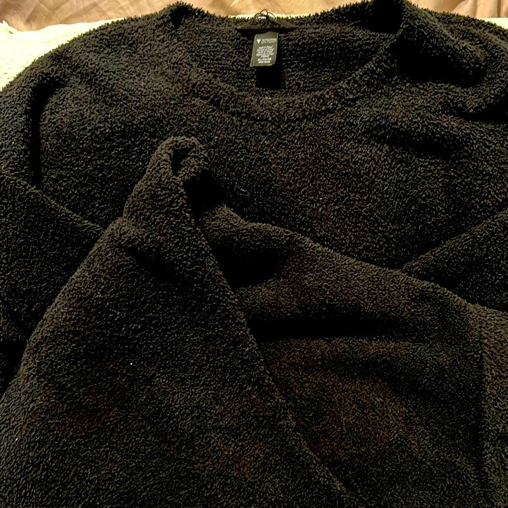 2 piece set NWT ladies size Xl wide leg warm and heavy lounge wear